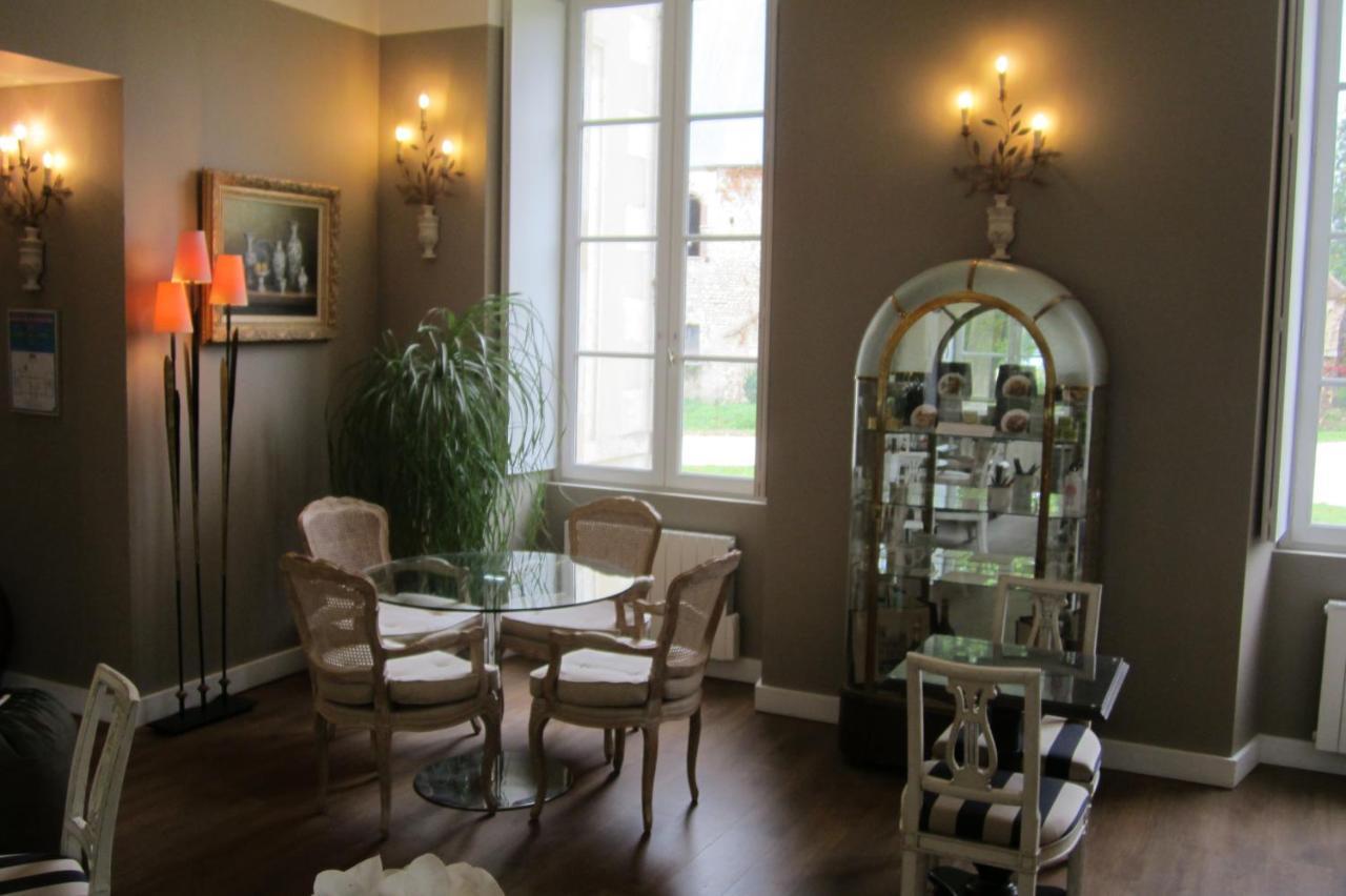 Chateau De Lazenay - Residence Hoteliere Bourges Exterior photo