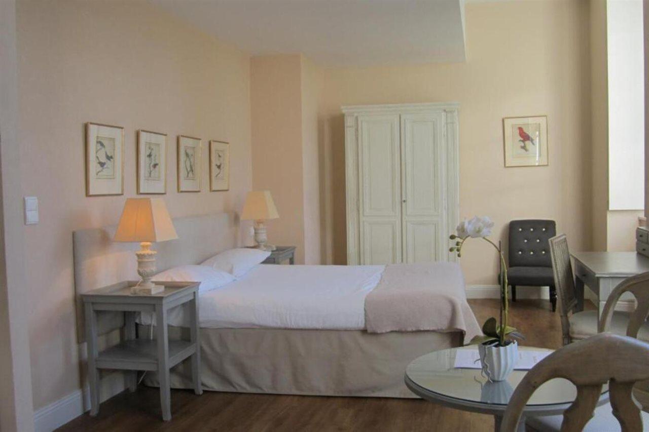 Chateau De Lazenay - Residence Hoteliere Bourges Exterior photo