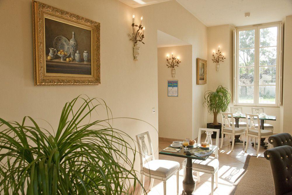 Chateau De Lazenay - Residence Hoteliere Bourges Exterior photo